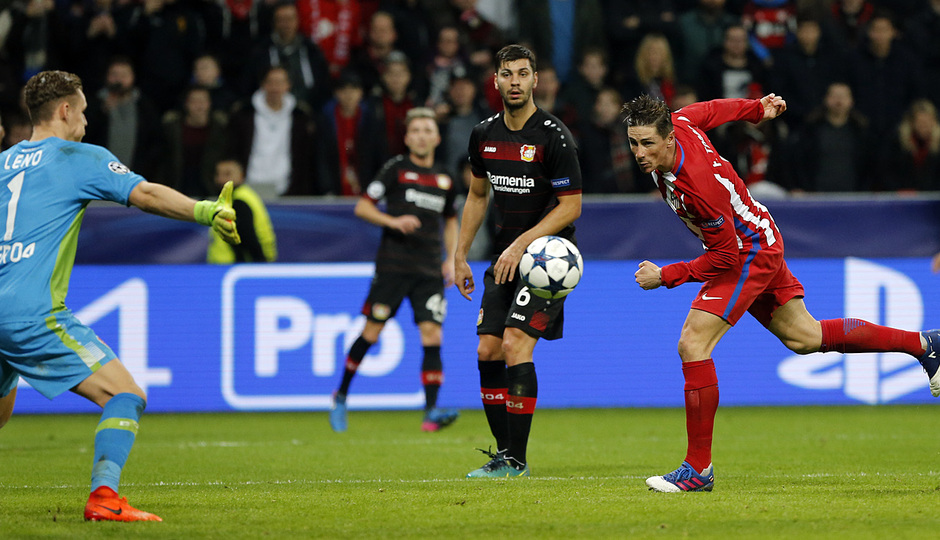 Temp. 16/17 | Bayer Leverkusen - Atlético de Madrid | Fernando Torres